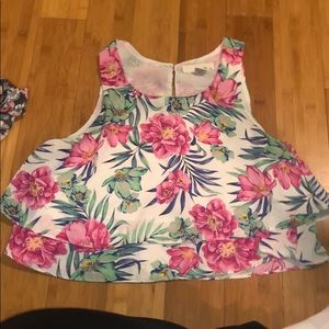 white floral flowy tank top